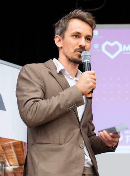 Dr. Bana Richárd